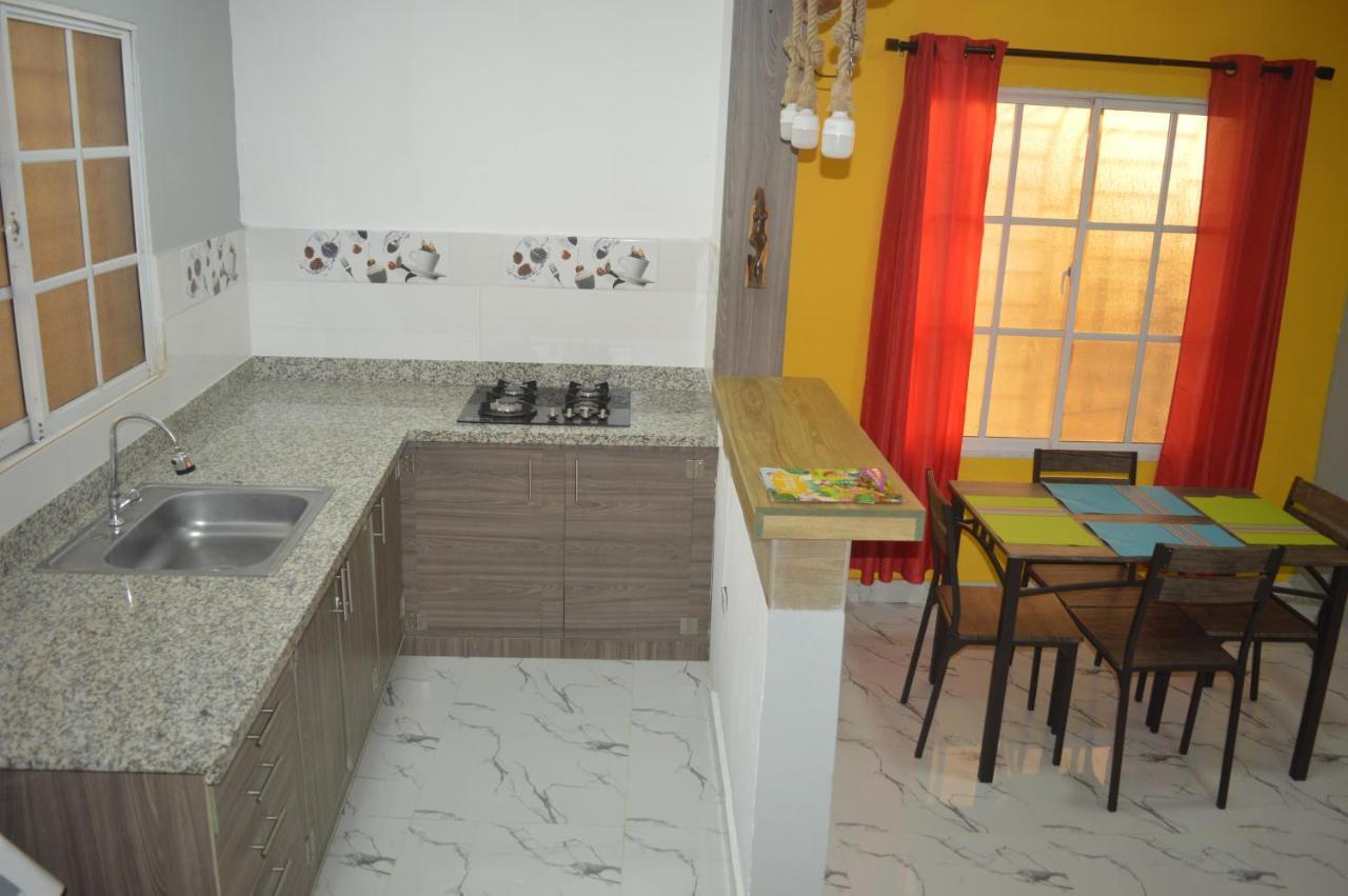 Apartamento Amueblado Caribe, Santo Domingo A 10 Minutos Del Aeropuerto Internacional De Las Americas Dış mekan fotoğraf